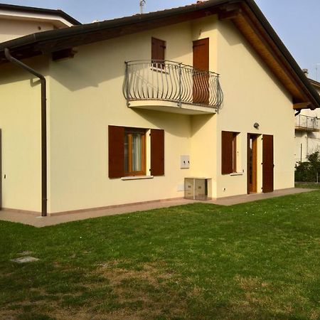 Villa Rossella Порто-Санта-Маргерита-ди-Каорле Экстерьер фото