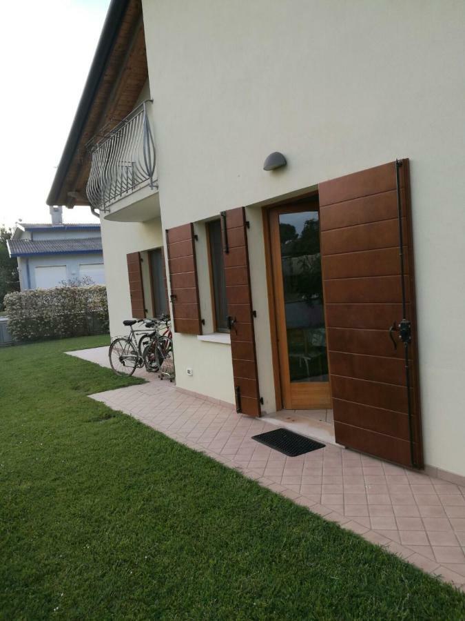 Villa Rossella Порто-Санта-Маргерита-ди-Каорле Экстерьер фото