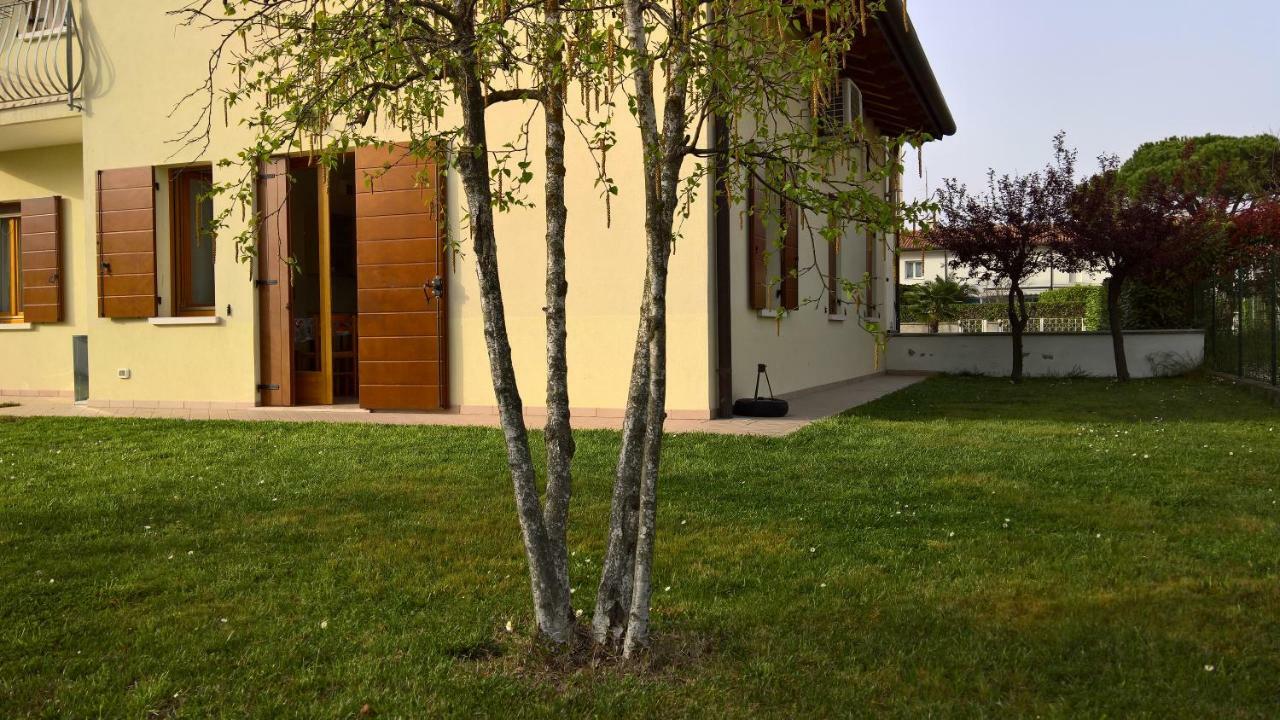 Villa Rossella Порто-Санта-Маргерита-ди-Каорле Экстерьер фото